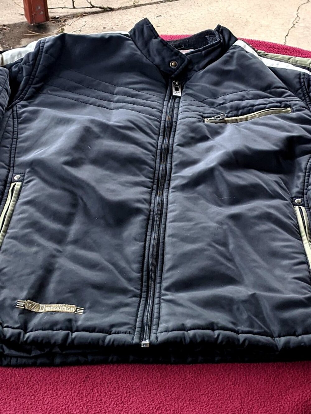 custom specialist mens point zero xl jacket very nice